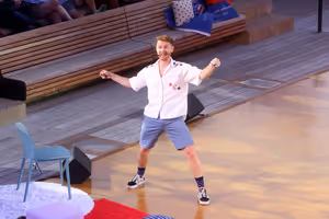 Zach McNally
@ BroadwayWorld Zach McNally
Photo