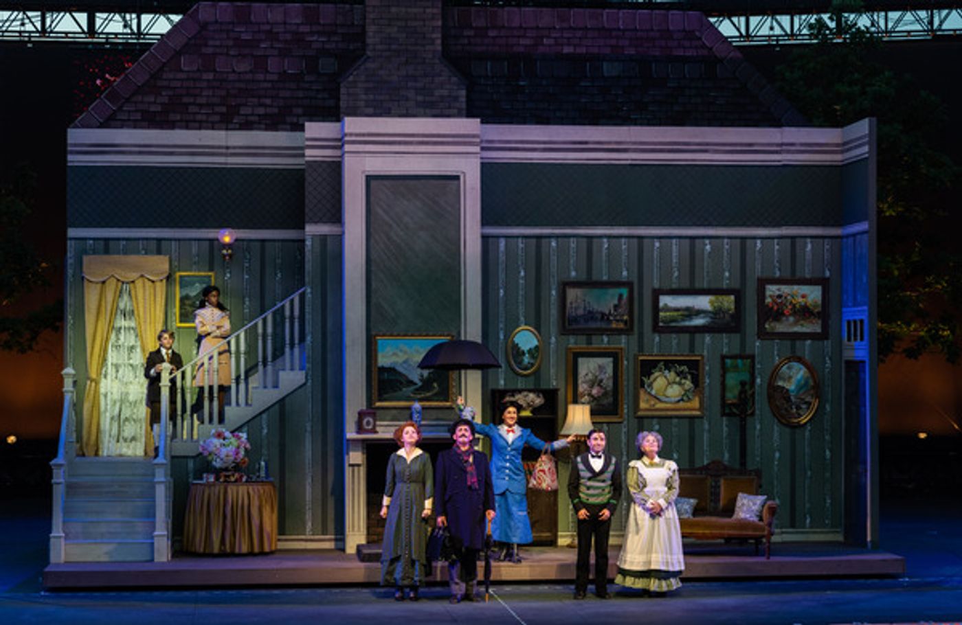Photos: Get A First Look At Jeanna de Waal, Corbin Bleu & More in The Muny's MARY POPPINS  Image