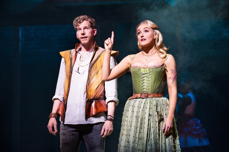 & JULIET, Starring Lorna Courtney, Betsy Wolfe, Stark Sands and More, Will Open on Broadway This October Image
