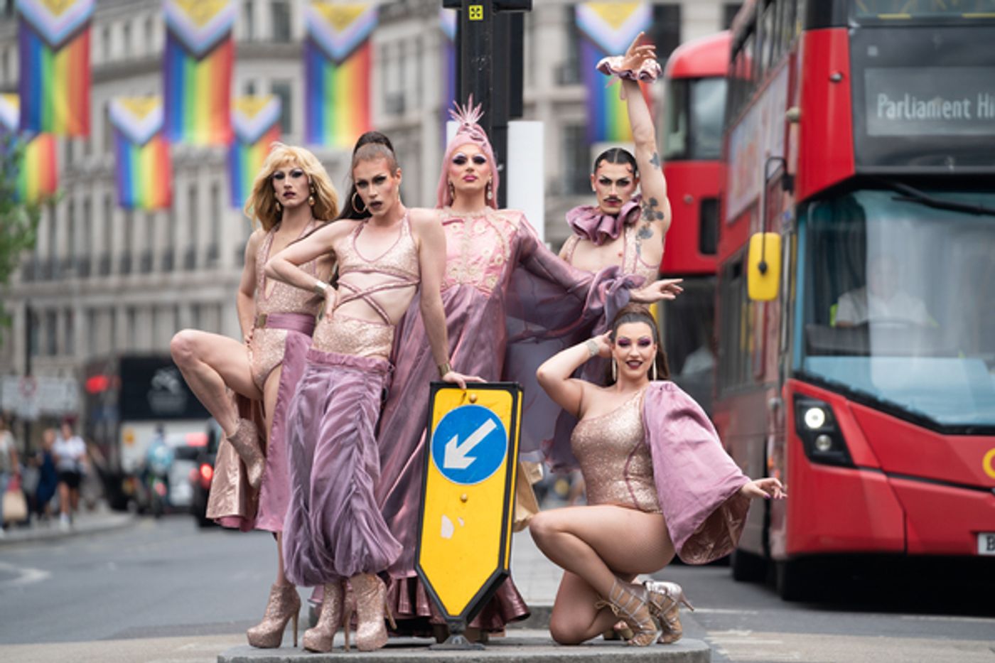 Photos: YUMMY: ICONIC Arrives in Cavendish Square  Image