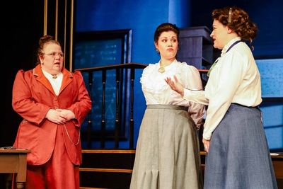 Annie (Rachel Permann), Williamina (Deya Ozburn) & Henrietta (Jessica Robins) Photo