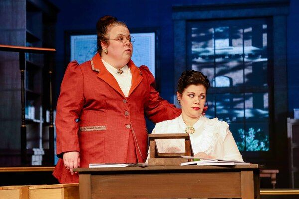 Annie (Rachel Permann) & Williamina (Deya Ozburn) Photo