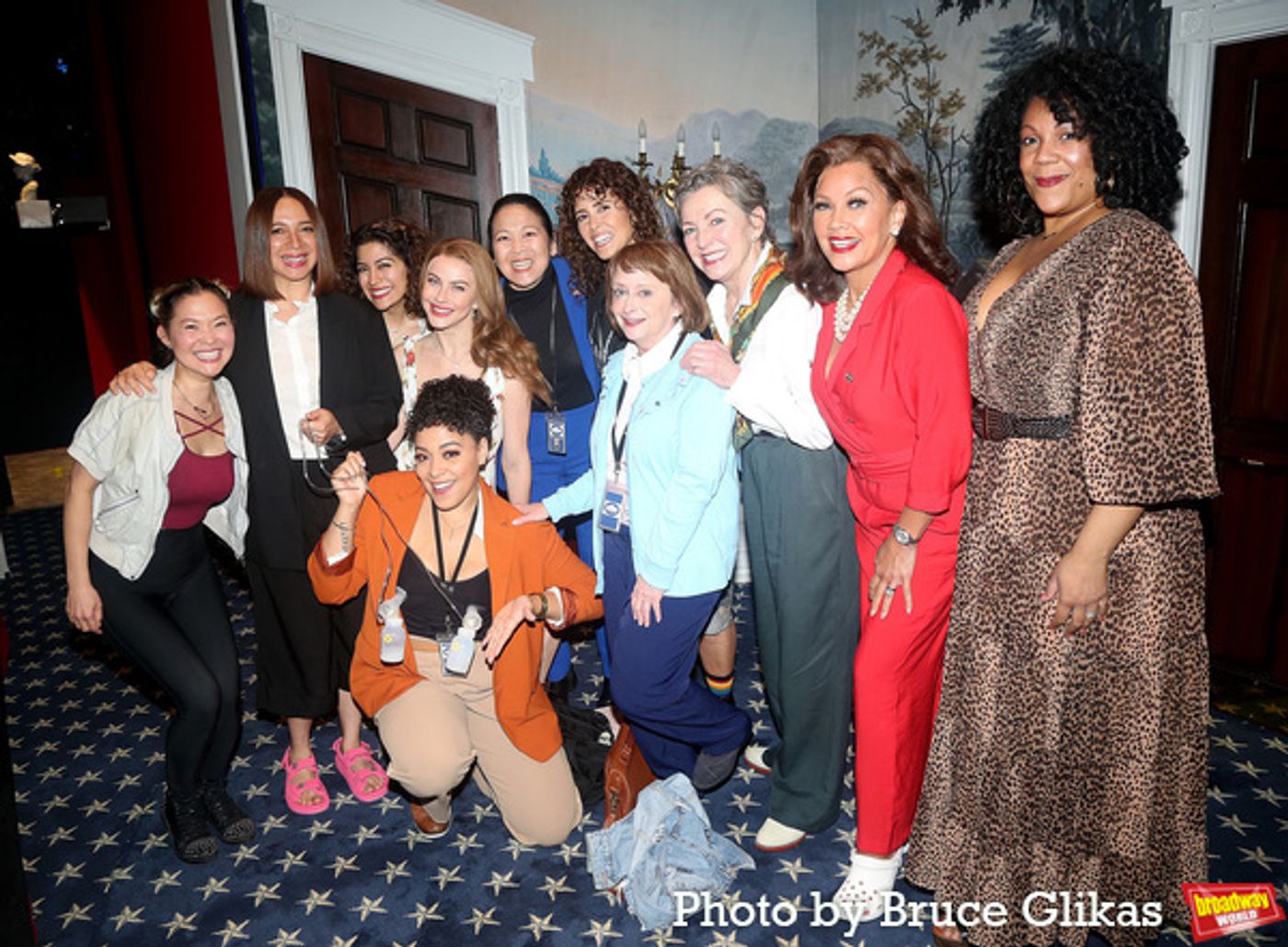 Photos: Hillary Clinton, Maya Rudolph and More Visit POTUS on Broadway  Image