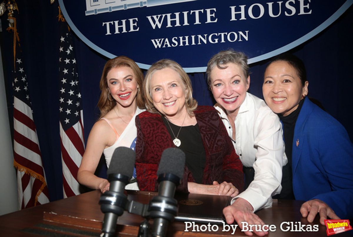 Julianne Hough, Hillary Clinton, Julie White and Suzy Nakamura  at 