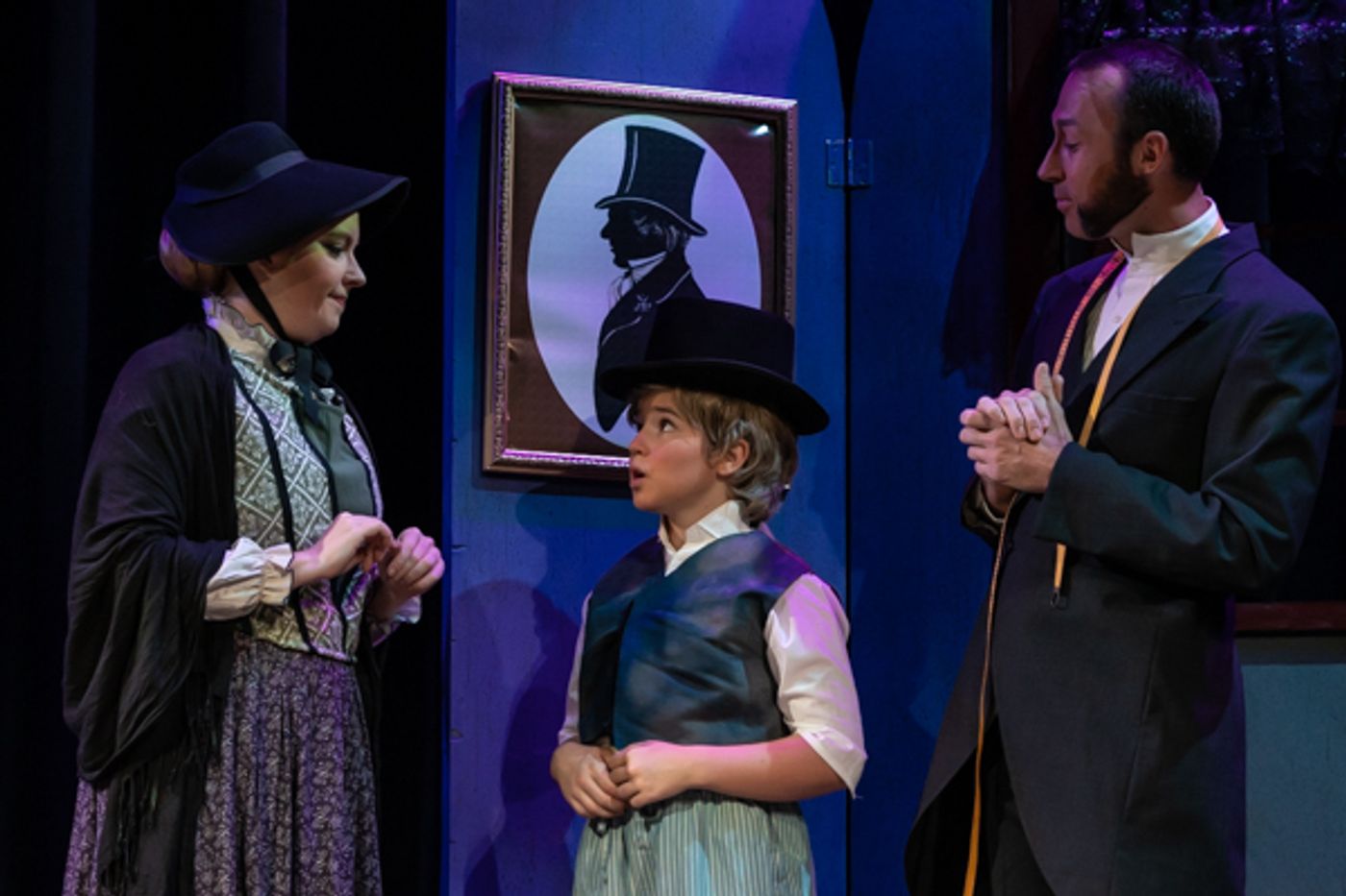 Photos: First look at MTVart's OLIVER!  Image
