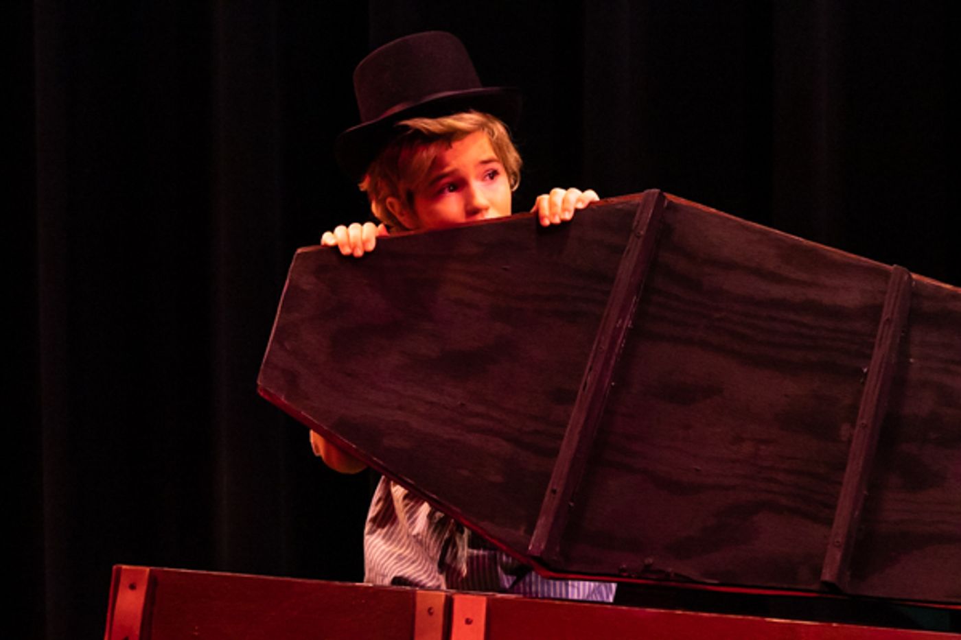 Photos: First look at MTVart's OLIVER!  Image