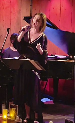 Charissa Hogeland singing KING by Florence and the Machine at THE VIOLET HOUR hosted  Photo