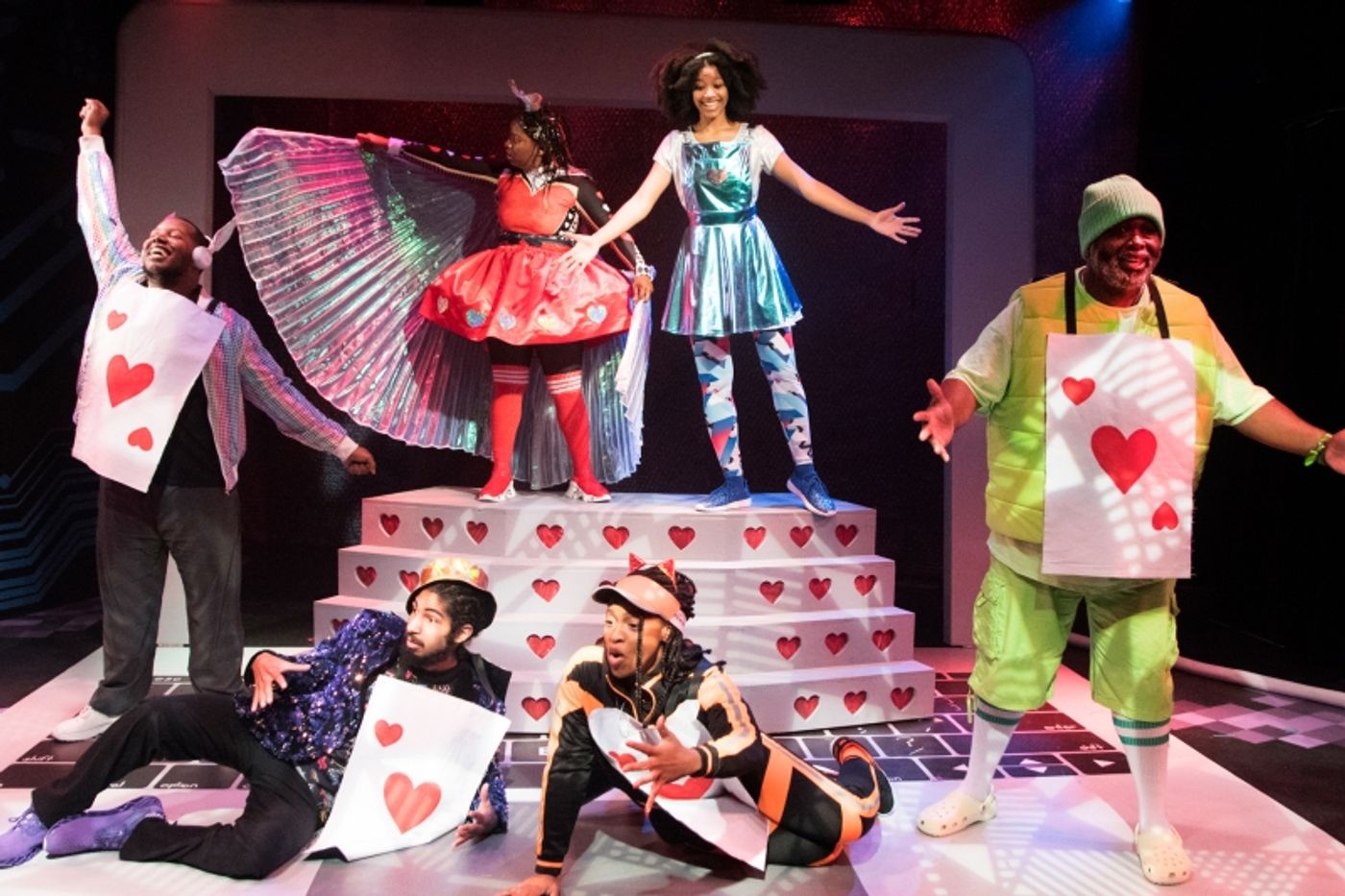 Review: WORLD PREMIERE OF ALICE'S WONDERLAND OPENS IN KANSAS CITY at Coterie Theatre  Image