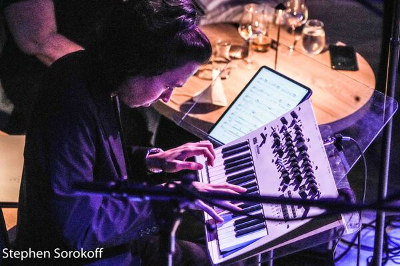 Photos: Daisy Jopling Band Play Chelsea Table+Stage  Image