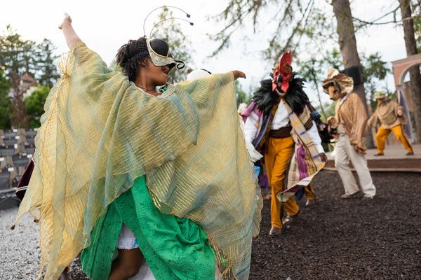 Naire Poole, 2022, Much Ado About Nothing, Shakespeare & Company Photo