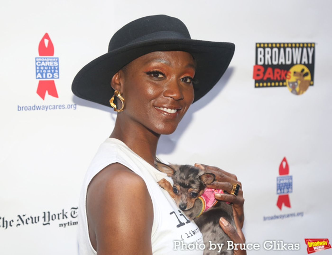 Photos: Go Inside Broadway Barks with Bernadette Peters & More!  Image
