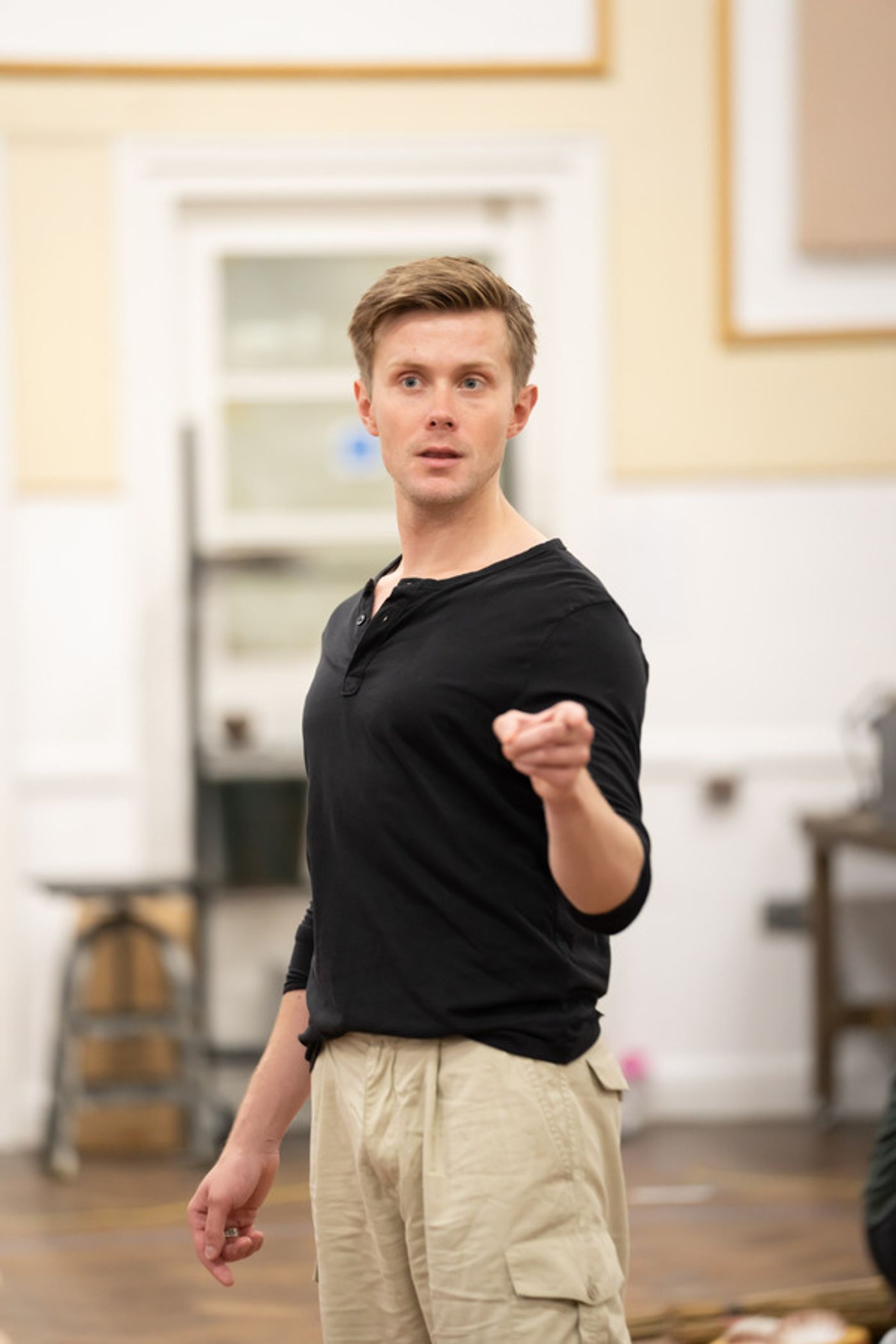 Photos: Inside Rehearsals For SOUTH PACIFIC at Manchester Opera House  Image