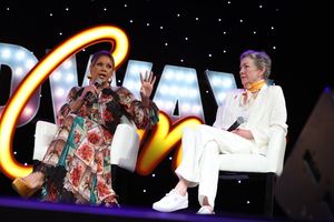 Vanessa Williams, Julie White Photo