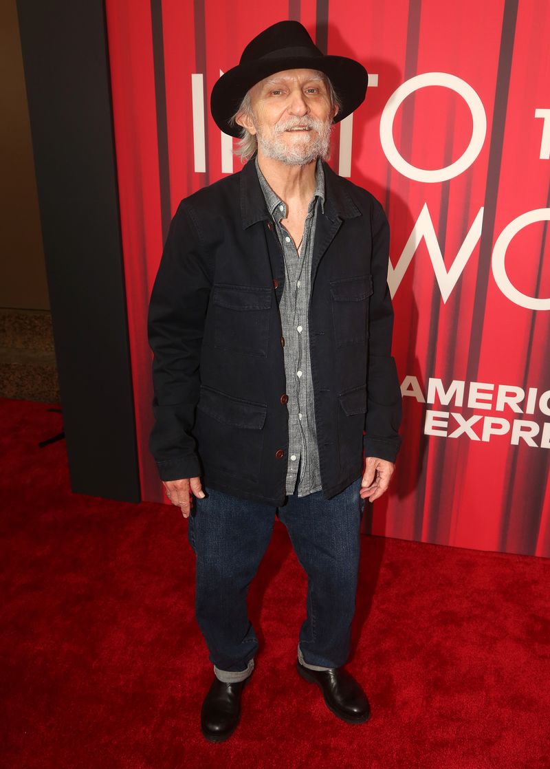 Photos: On the Red Carpet with the Cast of INTO THE WOODS — photo 38 of 72