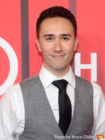 Kennedy Kanagawa Photo
