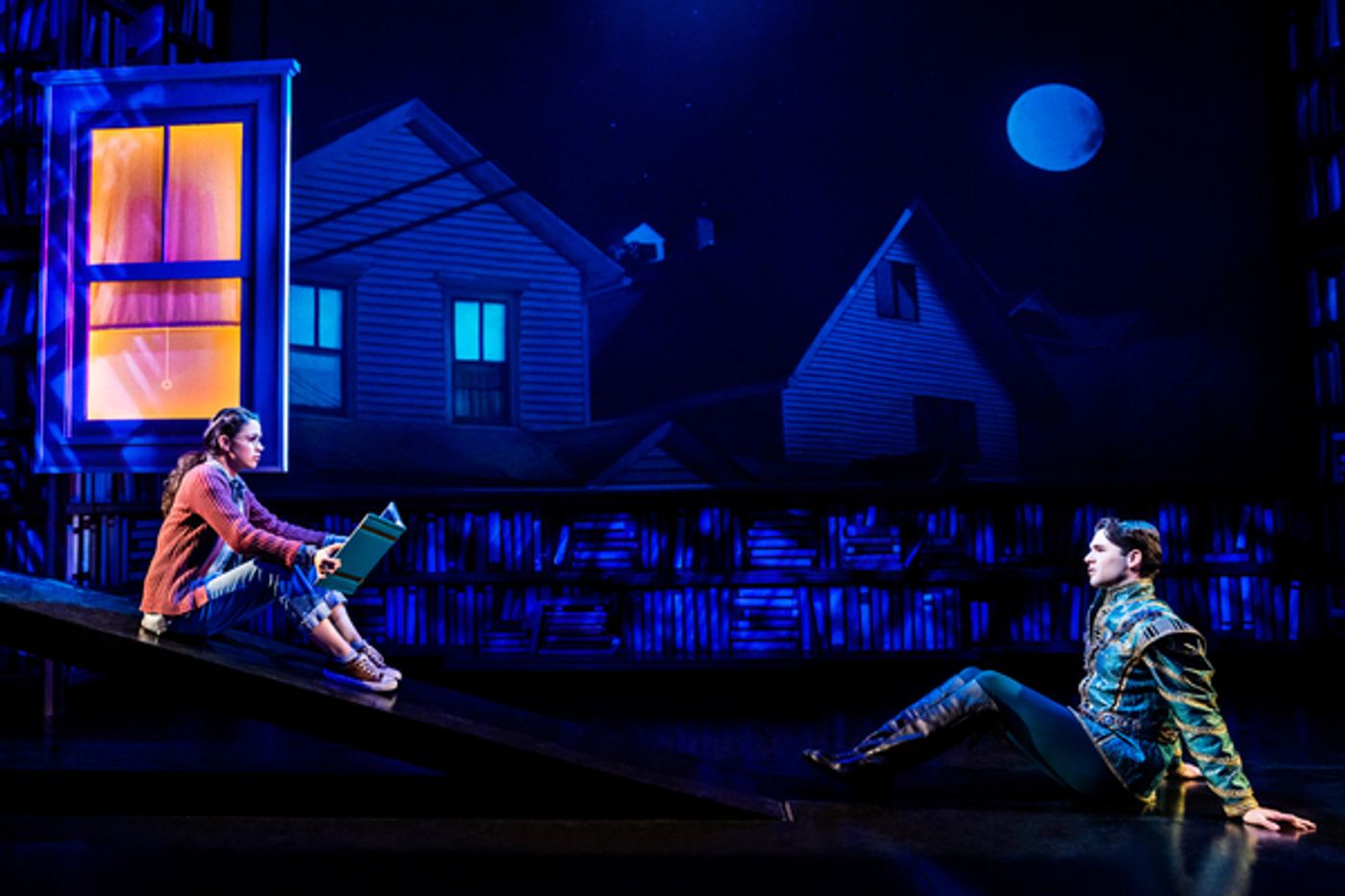 Photos & Video: First Look at Arielle Jacobs, Julia Murney & More in BETWEEN THE LINES Opening Off-Broadway Tonight  Image