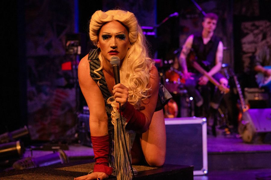 Photos: First Look at HEDWIG AND THE ANGRY INCH at Harlequin Productions Image