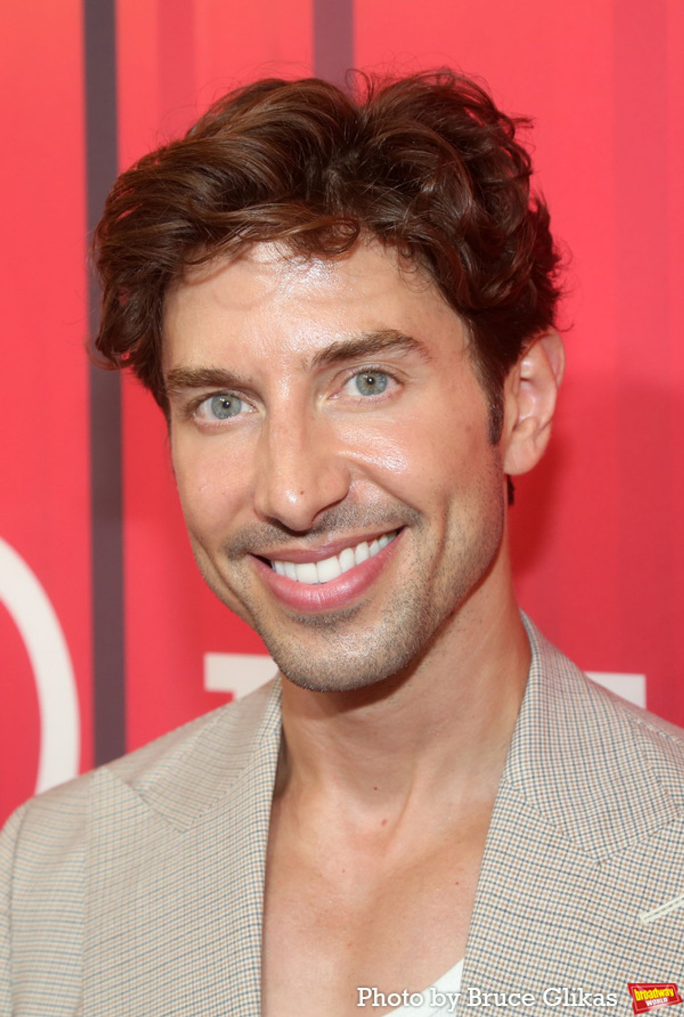 Photos: The Stars Arrive at Opening Night of INTO THE WOODS  Image