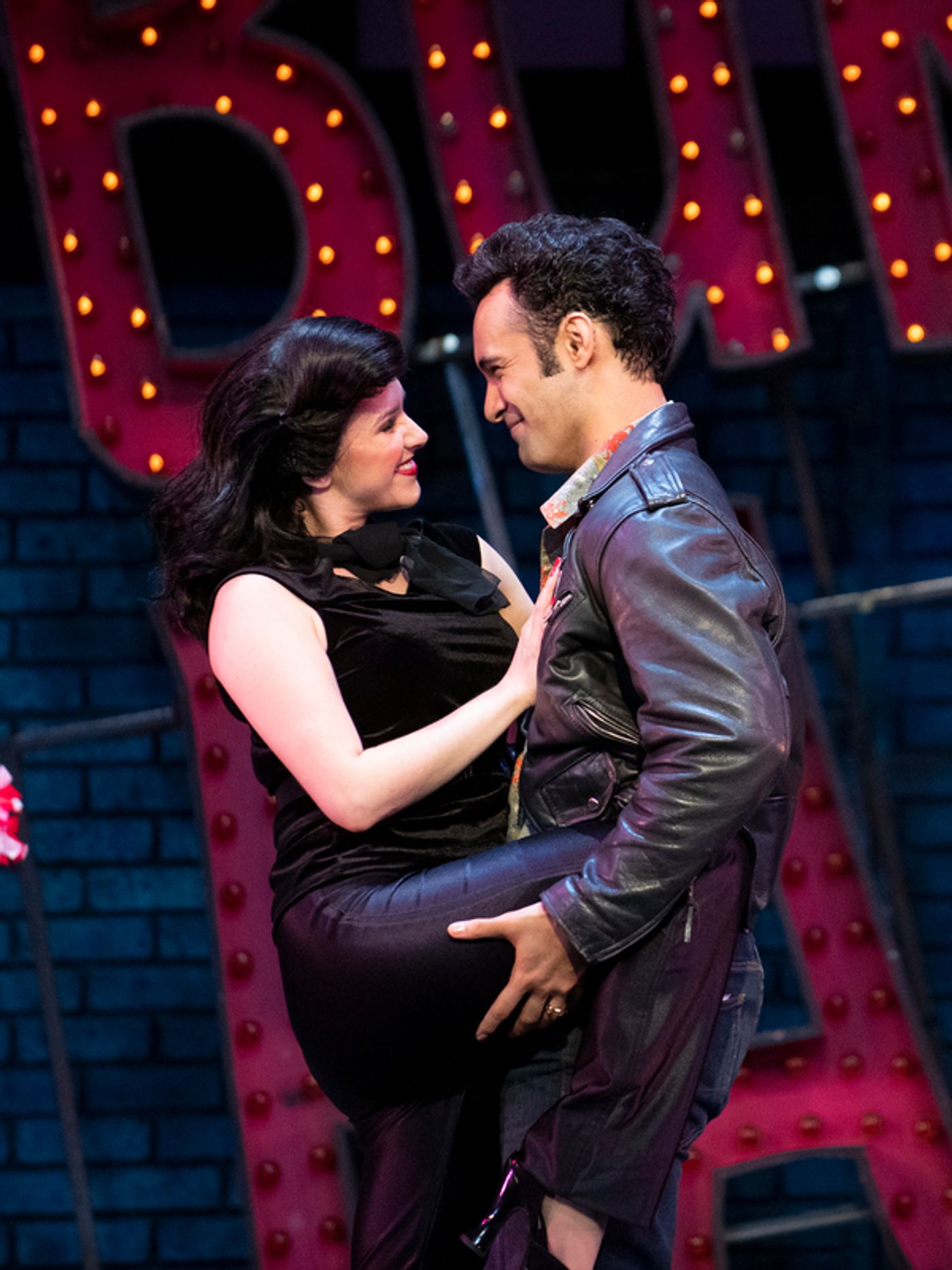 Photos: First Look at GREASE at Musical Theatre West  Image