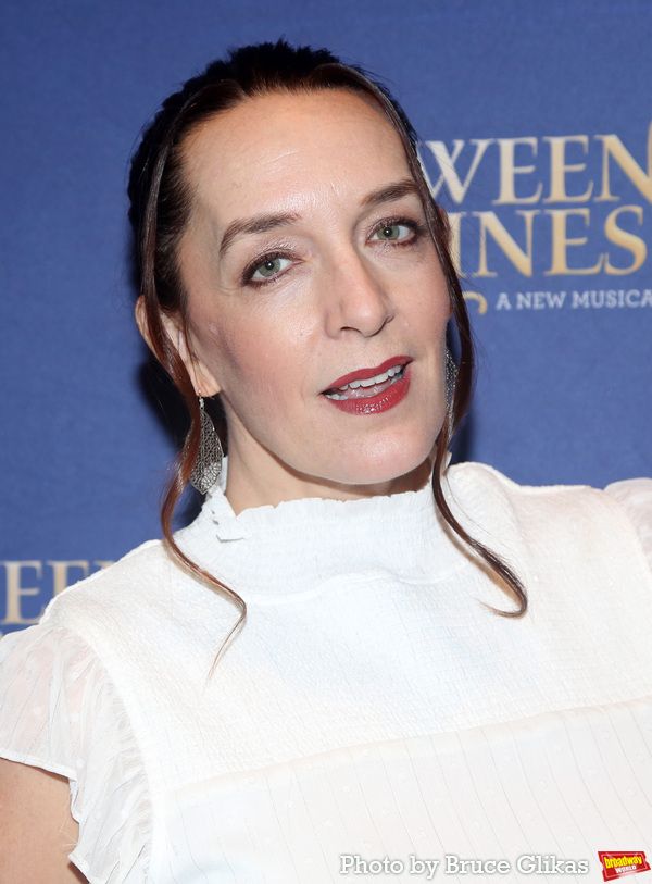 Julia Murney Photo