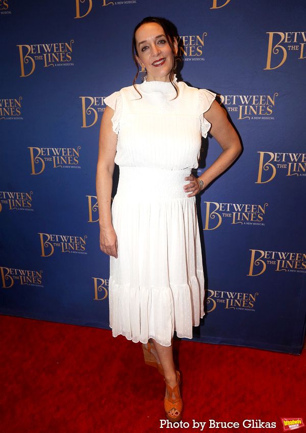 Julia Murney Photo