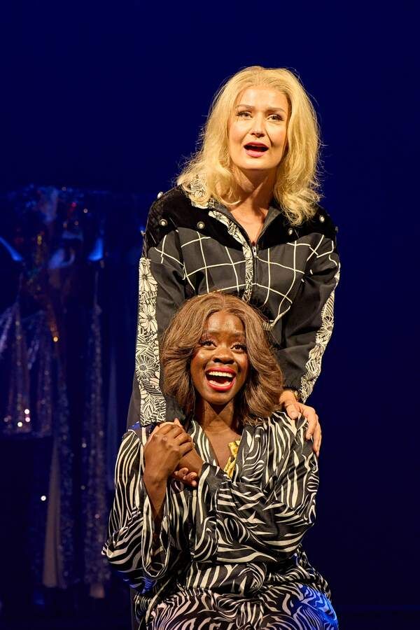 Kelly Hampson, Aisha Jawando  Photo