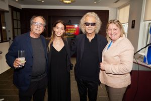 Notre Dame de Paris Director Gilles Maheu, Hiba Tawaji (Esmeralda), Luc Plamondon, Martine Hebert (General Delegate of Quebec in New York), @ BroadwayWorld Notre Dame de Paris Director Gilles Maheu, Hiba Tawaji (Esmeralda), Luc Plamondon, Ma Photo