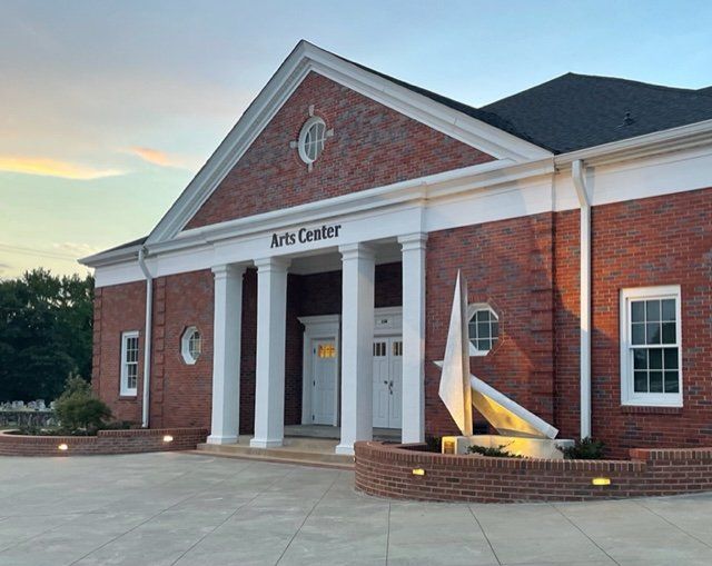 Interview: Mill Town Players Executive Artistic Director Will Ragland Opens Two Shows in One Weekend  Image