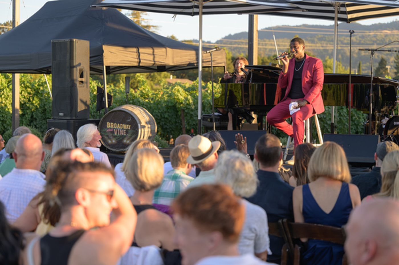 Photos: First Look At AIN'T TOO PROUD and THE LION KING's Jelani Remy Performing at Broadway and Vine  Image