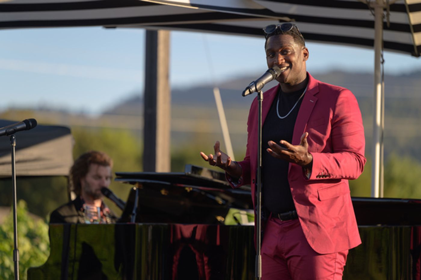 Photos: First Look At AIN'T TOO PROUD and THE LION KING's Jelani Remy Performing at Broadway and Vine  Image