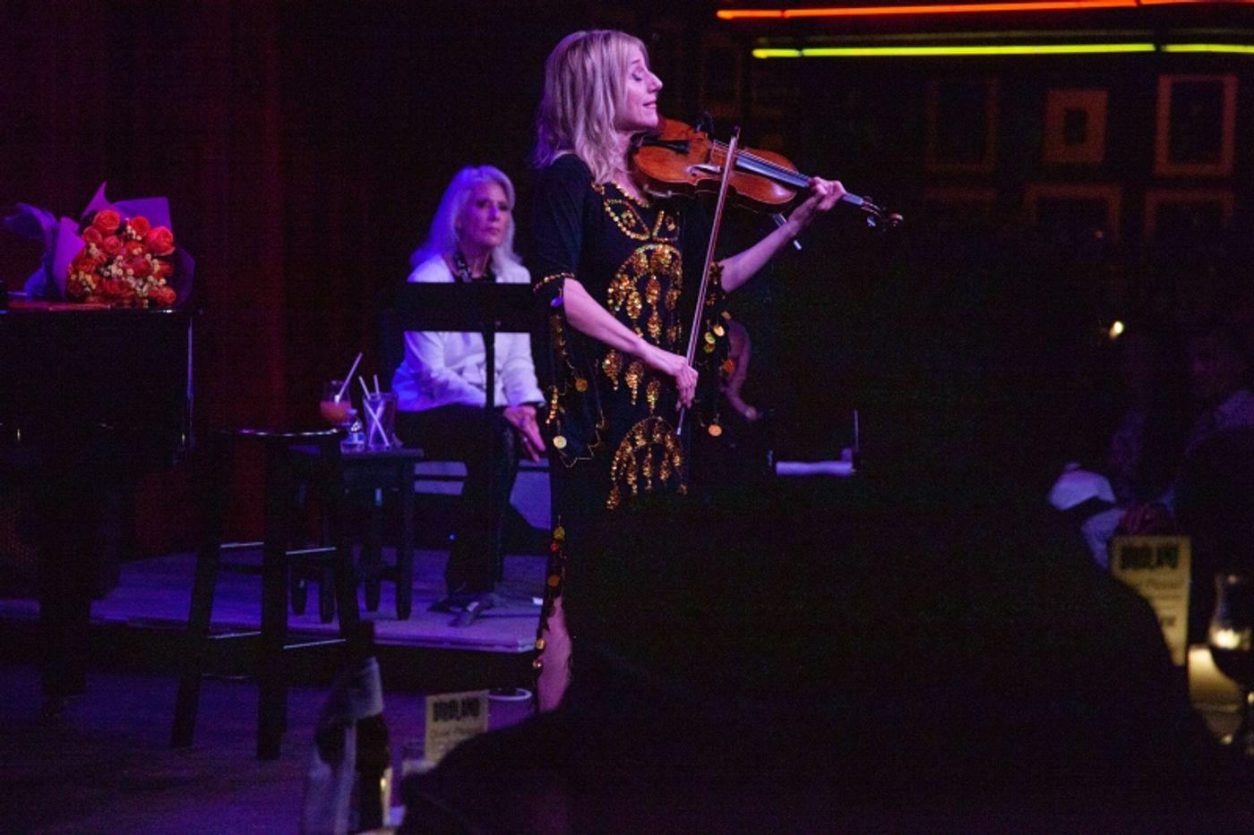 Photos: Jamie deRoy Brought Her Friends Back To Birdland For Some Songs & Some Laughs In JAMIE deROY & FRIENDS Photos: Jamie deRoy Brought Her Friends Back To Birdland For Some Songs & Some Laughs In JAMIE deROY & FRIENDS Image