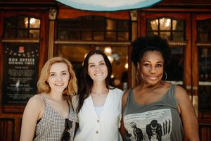 Evelyn Hoskins, Chelsea Halfpenny and Wendy Mae
Brown @ BroadwayWorld Evelyn Hoskins, Chelsea Halfpenny and Wendy Mae
Brown Photo