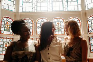 Wendy Mae Brown, Chelsea Halfpenny and Evelyn Hoskins @ BroadwayWorld Wendy Mae Brown, Chelsea Halfpenny and Evelyn Hoskins Photo