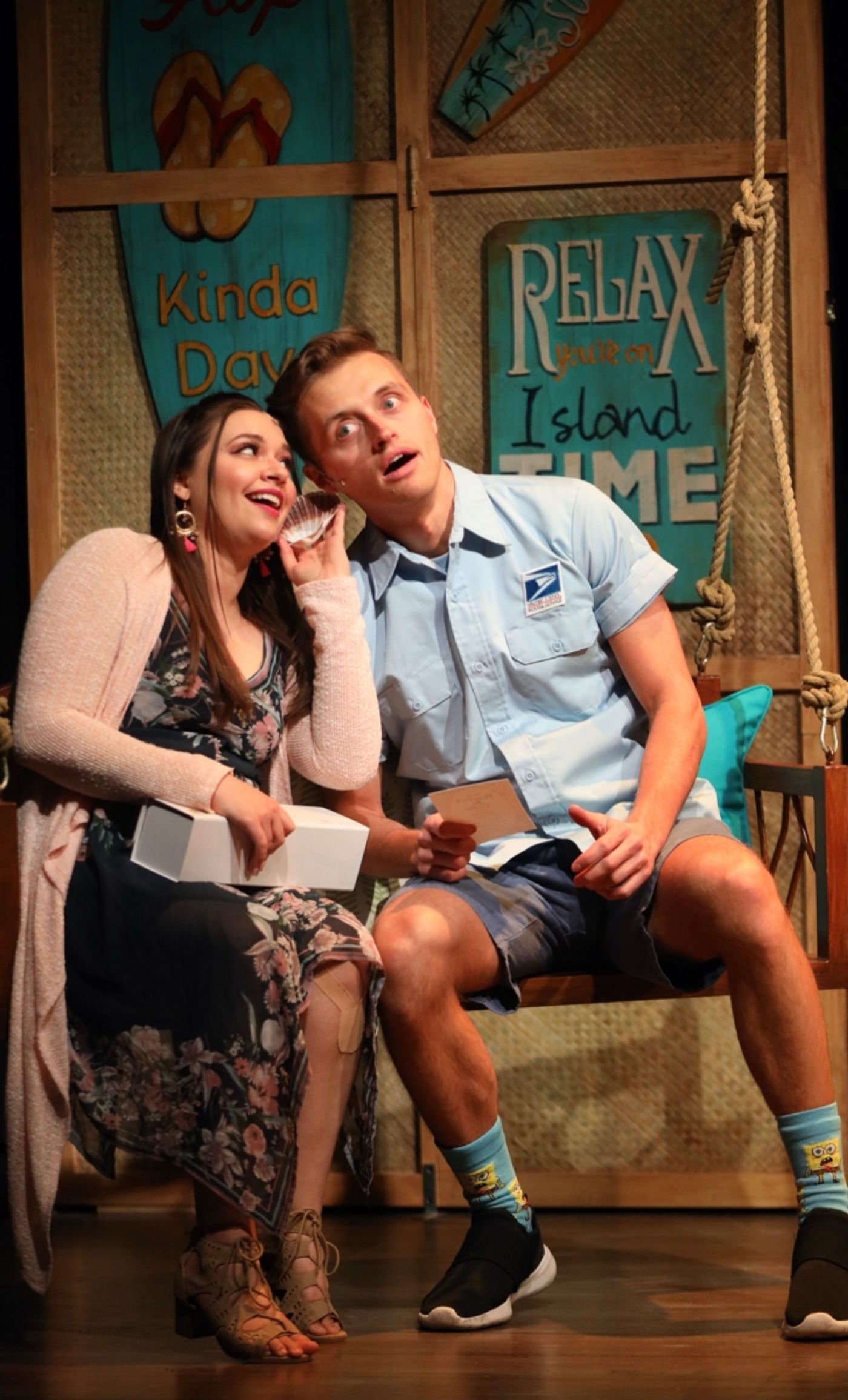Review: ESCAPE TO MARGARITAVILLE  at Old Log Theatre  Image