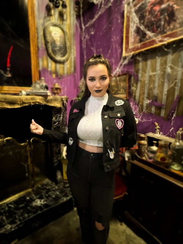 Photos: Meet the Cast of Little Radical Theatrics' THE ADDAMS FAMILY  Image