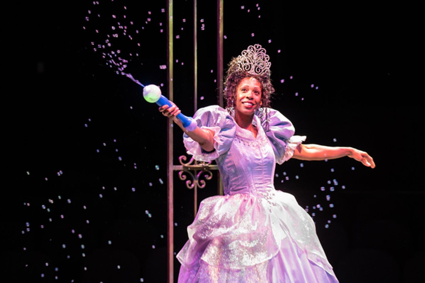 Photos: First Look At THE WIZARD OF OZ At Marriott Theatre  Image