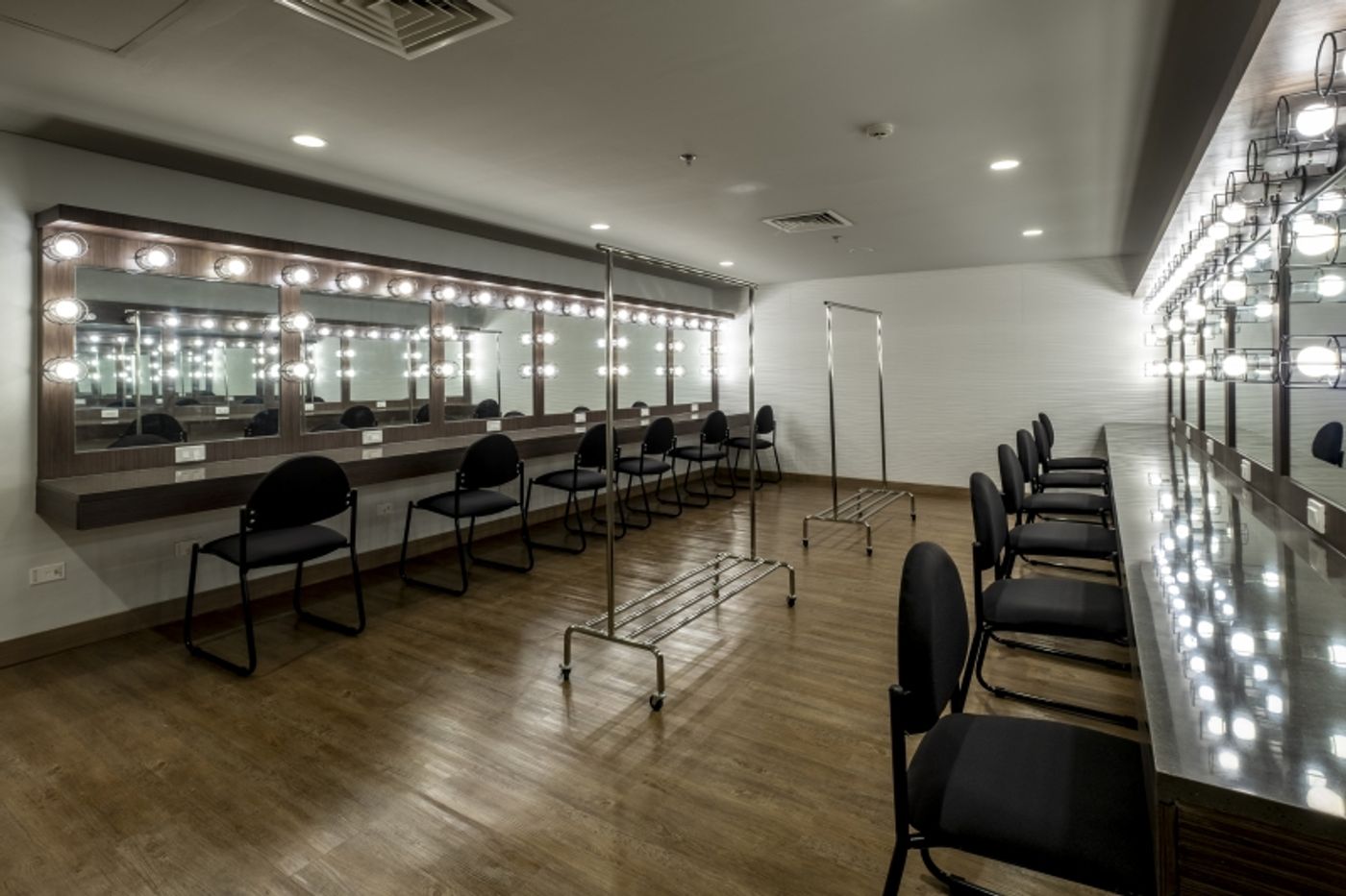 Broadway Theatre Designers Help Build 1,520-seater Performance Hall in the Philippines  Image