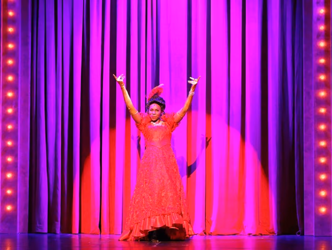 Photos: First Look At NEWSIES Presented by 5 Star Theatricals  Image