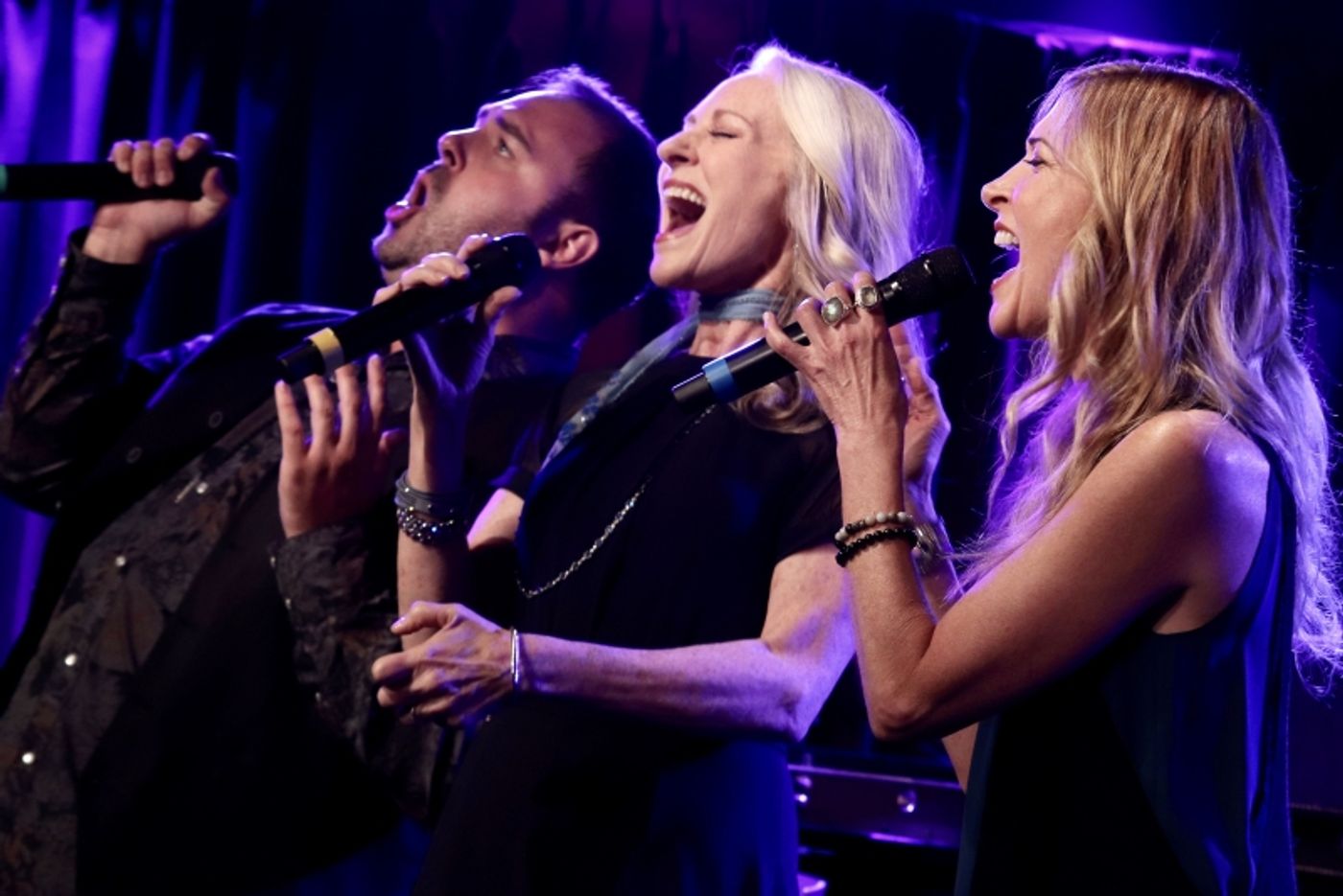 Album Review: Keep The Elizabeth Ward Land Album STILL WITHIN THE SOUND OF MY VOICE Always Within Reach  Image