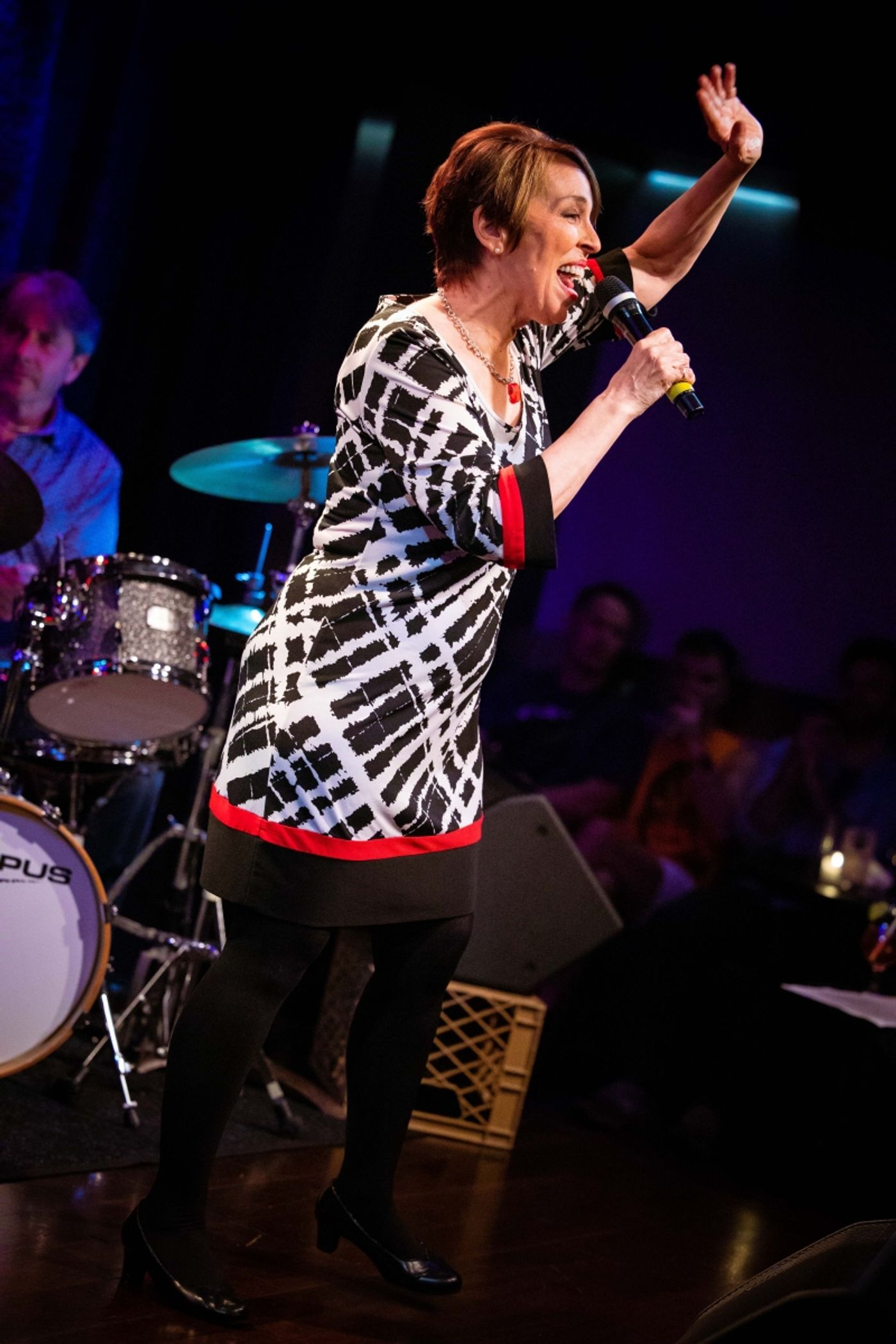 Photos: July 19th THE LINEUP WITH SUSIE MOSHER at Birdland Theater Looks Good Lensed by Matt Baker Photos: July 19th THE LINEUP WITH SUSIE MOSHER at Birdland Theater Looks Good Lensed by Matt Baker Image