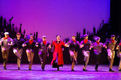 Julia Lupi and the company of Mary Poppins Photo