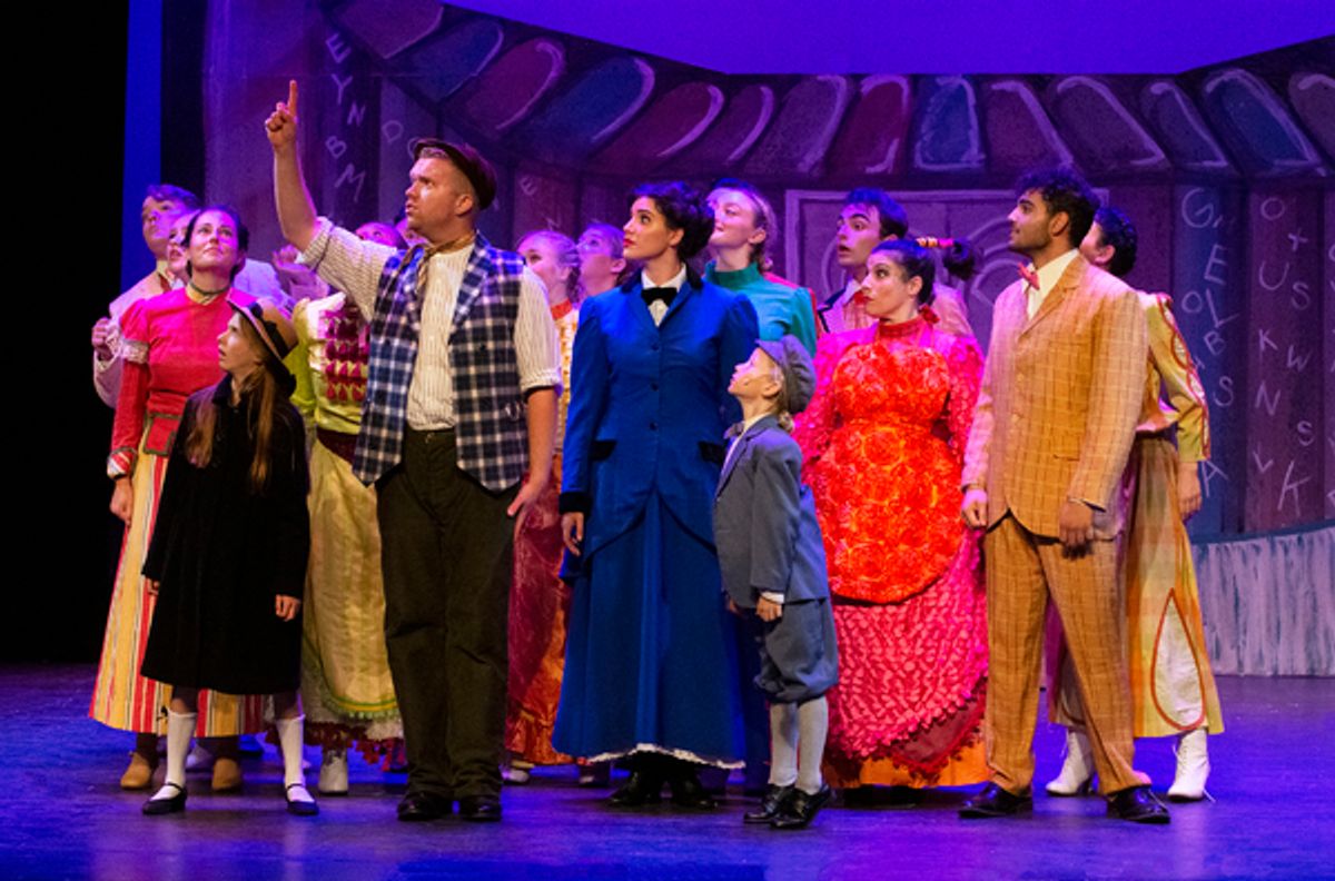 Edward Itte, Julia Lupi and the company of Mary Poppins at 
