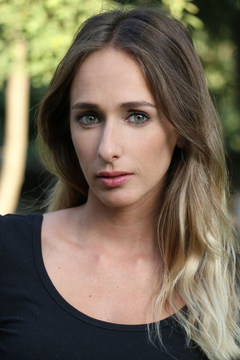 Feature: GREAT-NIECE OF FELICIA MONTEALEGRE (LEONARD BERNSTEIN'S WIFE) SHINES IN 'EVALUNA' at Repertorio Español Feature: GREAT-NIECE OF FELICIA MONTEALEGRE (LEONARD BERNSTEIN'S WIFE) SHINES IN 'EVALUNA' at Repertorio Español Image