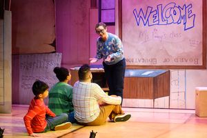 Rhyn McLemore and cast  Photo