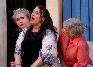 Alison Weller, Trish LaRose and Maura Hanlon @ BroadwayWorld Alison Weller, Trish LaRose and Maura Hanlon Photo