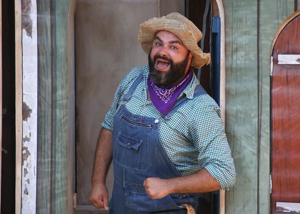 Photos: Cape Rep's CLICK CLACK MOO COWS THAT TYPE Plays Outdoor Theater  Image