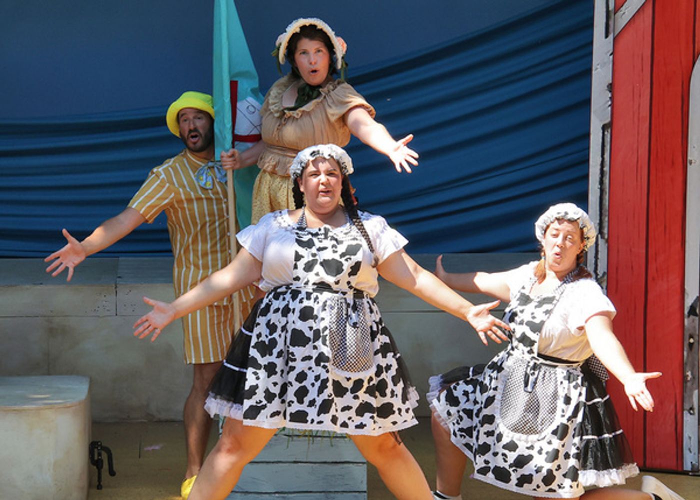 Photos: Cape Rep's CLICK CLACK MOO COWS THAT TYPE Plays Outdoor Theater Photos: Cape Rep's CLICK CLACK MOO COWS THAT TYPE Plays Outdoor Theater Image