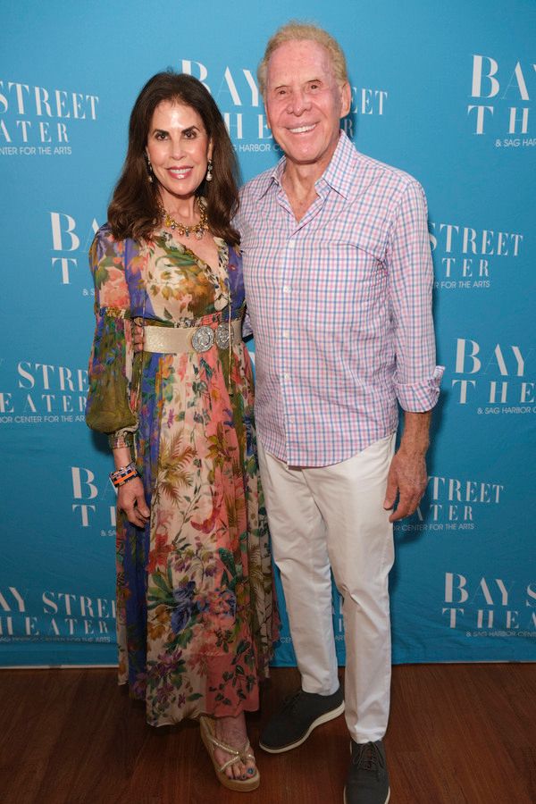 Lauren Roberts, Bob Roberts

photo by Rob Rich/SocietyAllure.com ©2022 robrich101@gm Photo
