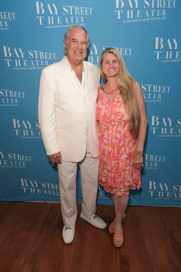 Stewart Lane, Bonnie Comley

photo by Rob Rich/SocietyAllure.com ©2022 robrich101@gm Photo