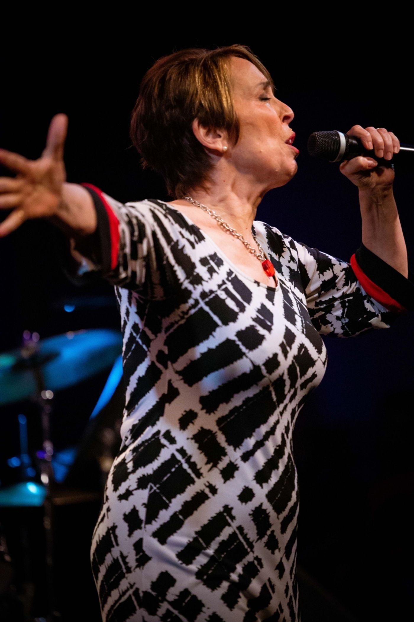 Photos: July 19th THE LINEUP WITH SUSIE MOSHER at Birdland Theater Looks Good Lensed by Matt Baker Photos: July 19th THE LINEUP WITH SUSIE MOSHER at Birdland Theater Looks Good Lensed by Matt Baker Image